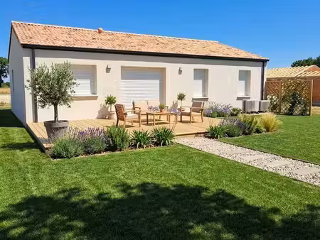 maison 82 m² / 3 chambres à saint-martin-de-crau (13)