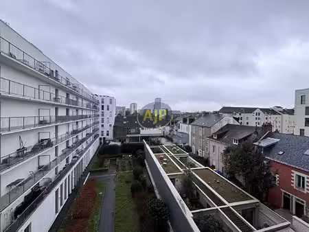 t5 - 89 m2 quartier madeleine