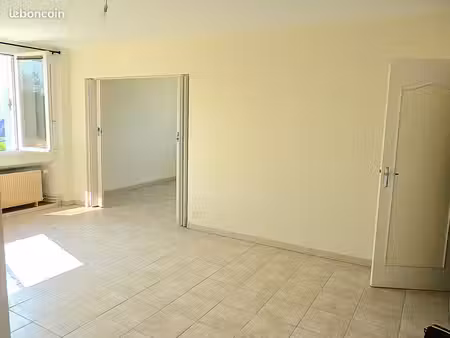 bel appartement f3 dans résidence sécurisée  très lumineux