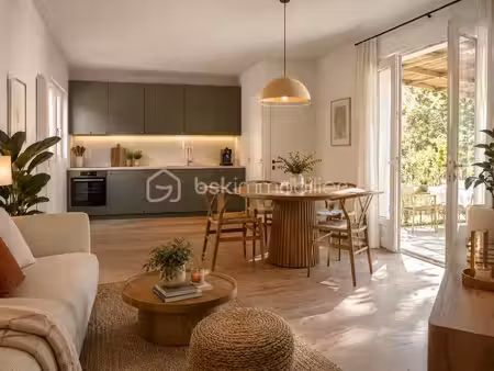 studio avec terrasse au coeur de nice