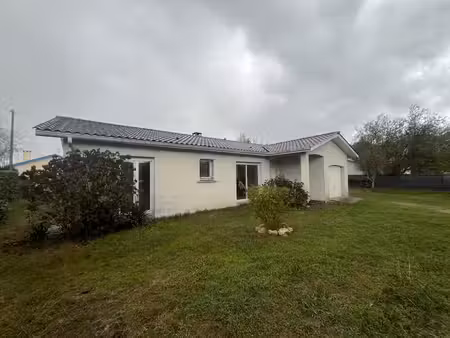 à louer – maison t4 avec jardin et garage à cazaux