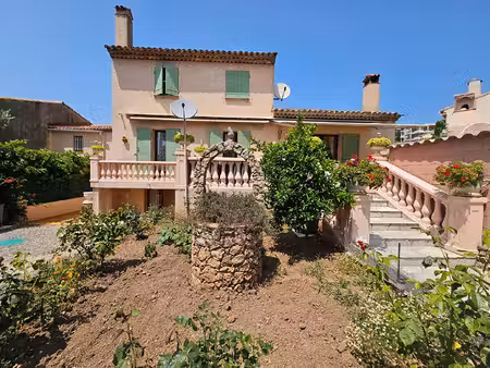 propriété d'exception avec dépendances : boulouris  saint-raphaël