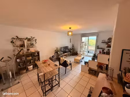 t3 lumineux de 70 m² avec terrasse et 2 parkings – vendu loué (toulouse)