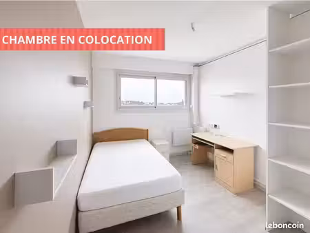 appartement 4 pièces 11 m²