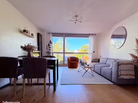 coup de cœur aux chartrons – t3 61 m² clé en main  terrasse et parking – 295 000
