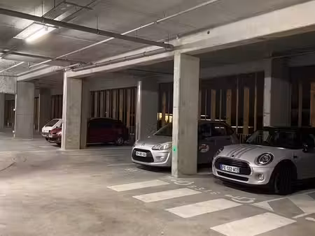 place de parking résidence sécurisée