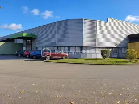 bureau de 232 70 m² à alencon