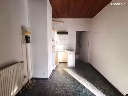 studio 1 pièce 13 m²