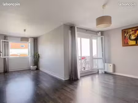 appartement de 93 m² en bon état