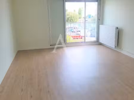 studio 1 pièce 30 m²