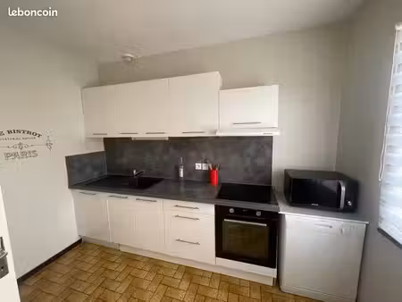 à louer maison t3
