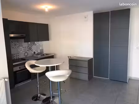 37 m2 avec terrasse et parking - monistrol-sur-loire
