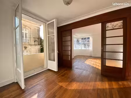 appartement 5 pièces 143 m²