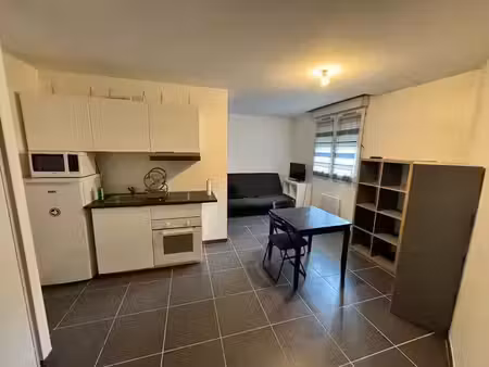 location meublée appartement 1 pièce 25 m² à villeurbanne (69100)  760 €