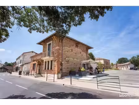 à vendre fonds de commerce cave à vin et restauration – vacquiers 31340