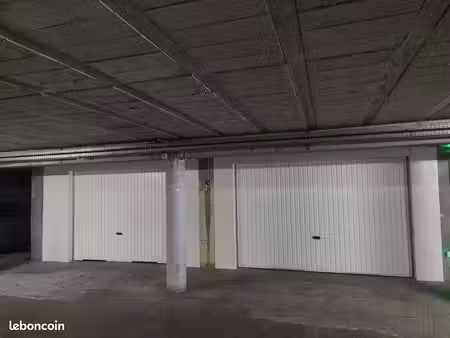 grand garage individuel de 26m2 proche palissy