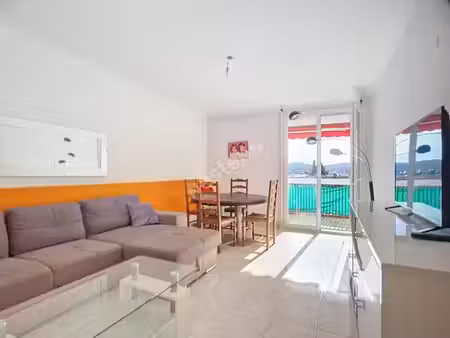 location meublée appartement 3 pièces 64 m² à aix-en-provence (13090)  1 090 €