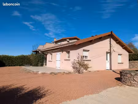 villa à la campagne