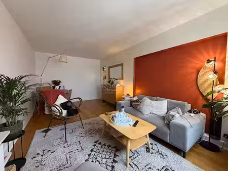location meublée appartement 3 pièces 68 m² à saint-germain-en-laye (78100)  1 600 €