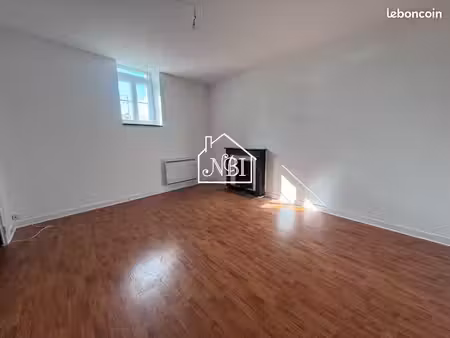 à louer appartement t3 75 m2 avec garage laval