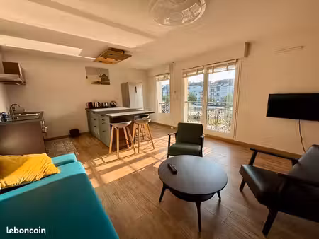 nantes centre – 2 pièces meublé avec vue erdre – cosy  contemporain  design - compris inte