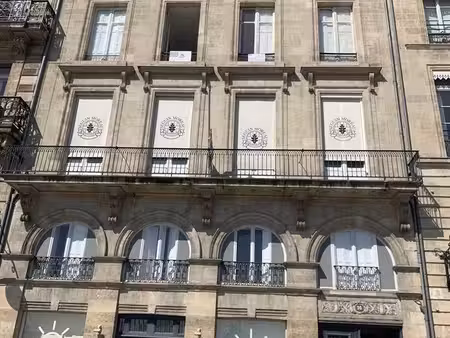 bureaux 330 m² bordeaux