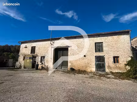 maison 1 pièce 463 m²