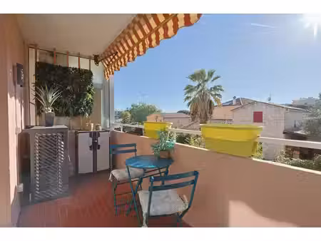 golfe-juan – 4 pièces de 70 m² avec parking et cave