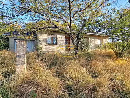 pavillon de plain-pied a rénover - vue dégagée