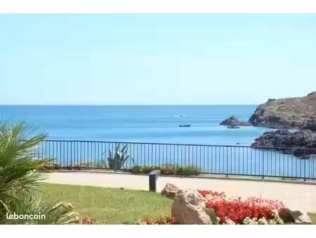 rare à collioure vend appartement sur vue mer - plage à 40 m avec parking privatif