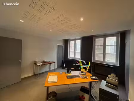 bureaux 205 m²