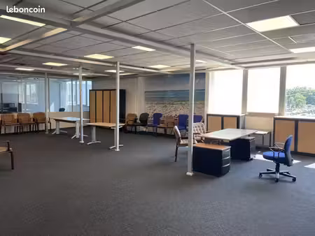 bureaux 296 m²