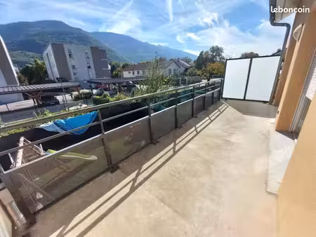 appartement 3 pièces 83 m²