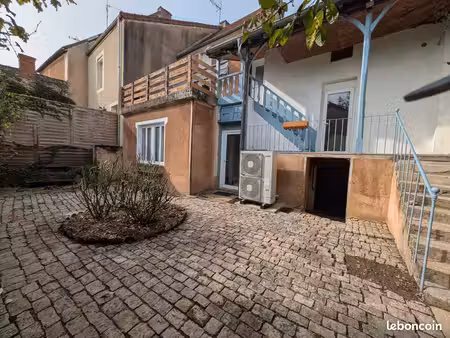maison 8 pièces 139m2