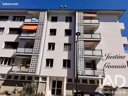appartement 3 pièces 74 m²