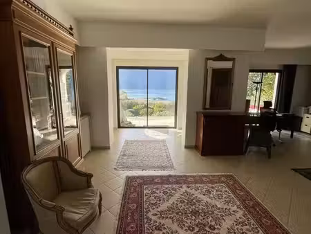appartement 3 pièces 120 m²