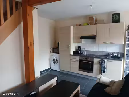 t3 duplex  52m² centre la creche - calme