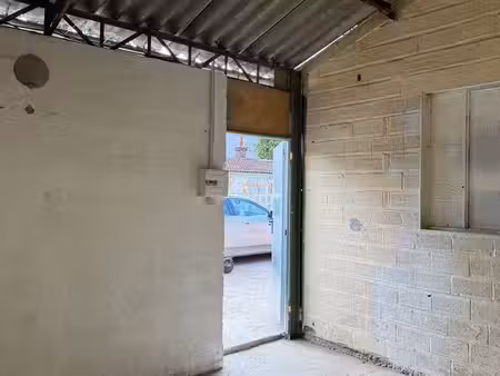 local de stockage securise a louer de 15 m² sur houilles