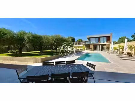maison avec piscine et jardin uzès (30)