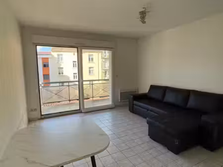 appartement hagondange - 2 pièces avec terrasse - 38 m2