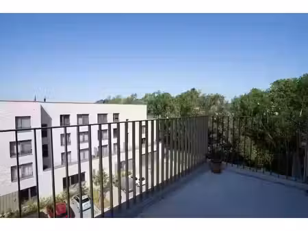 penthouse à louer à place du canestia 4 nivelles (vbe85074)