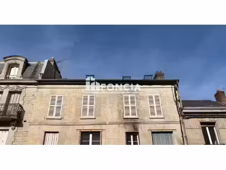 appartement sous combles - dernier etage - centre-ville - au calme