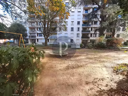 appartement 4 pièces - métro l7/l15