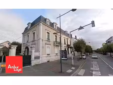 location bureaux chartres 28000 169m²