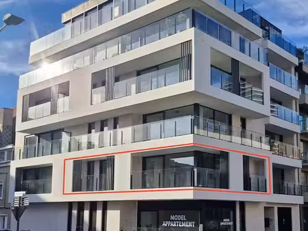 te huur: nieuwbouw hoekappartement