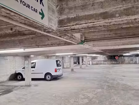 parking rue de beyseghem 127  neder-over-heembeek (1120)