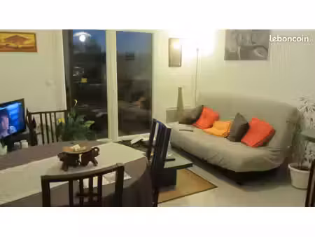 location t2 49m2 coeur la chapelle / erdre