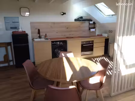 appartement meublé. mezzanine