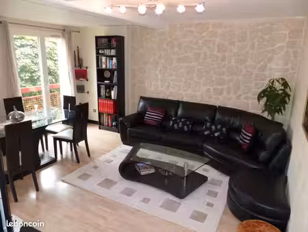 pau saint-dominique – loue t3 72 m² – grande terrasse – 2 parkings