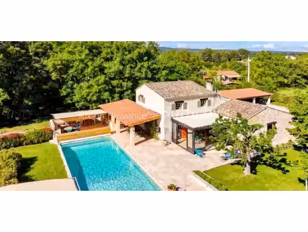 maison avec piscine et terrasse aix-en-provence (13)
